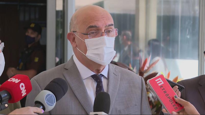 VÍDEO: Ministro da Educação diz que passou vergonha em reunião do G20 sobre volta às aulas