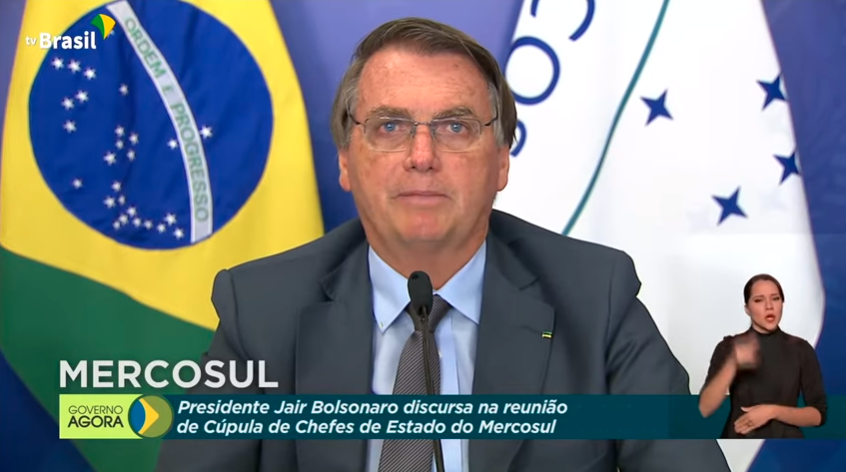 Bolsonaro critica gestão argentina ao assumir presidência do Mercosul