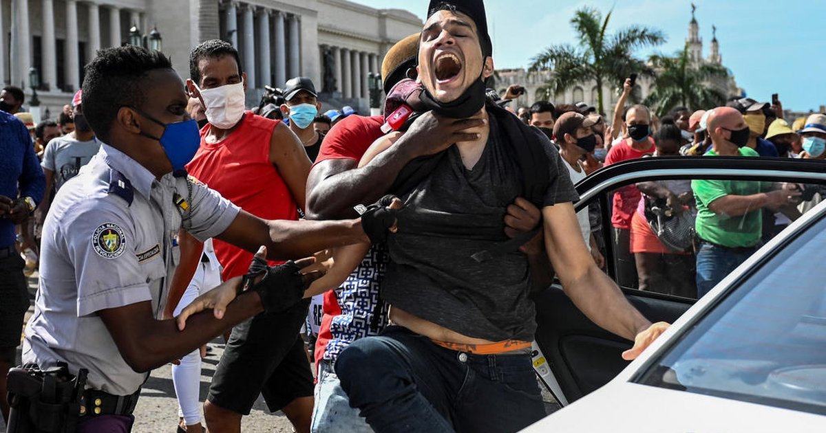 UE pede libertação imediata de manifestantes presos em Cuba