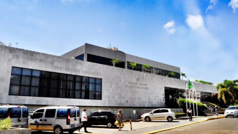 Veja quais deputados deixaram a sessão na ALRN que votaria a abertura da CPI da Covid no RN