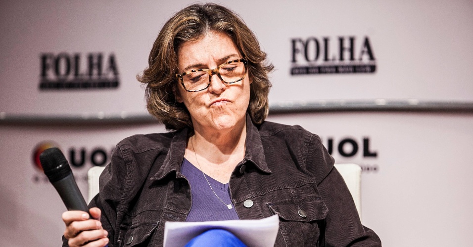 Jornalista diz que vai ‘rezar para Deus levar Bolsonaro e Olavo para pior’