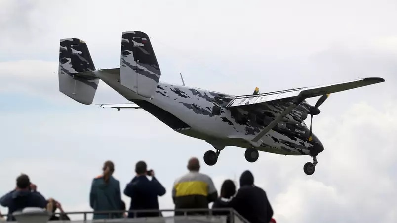 Avião russo com cerca de 17 pessoas a bordo desaparece na Sibéria