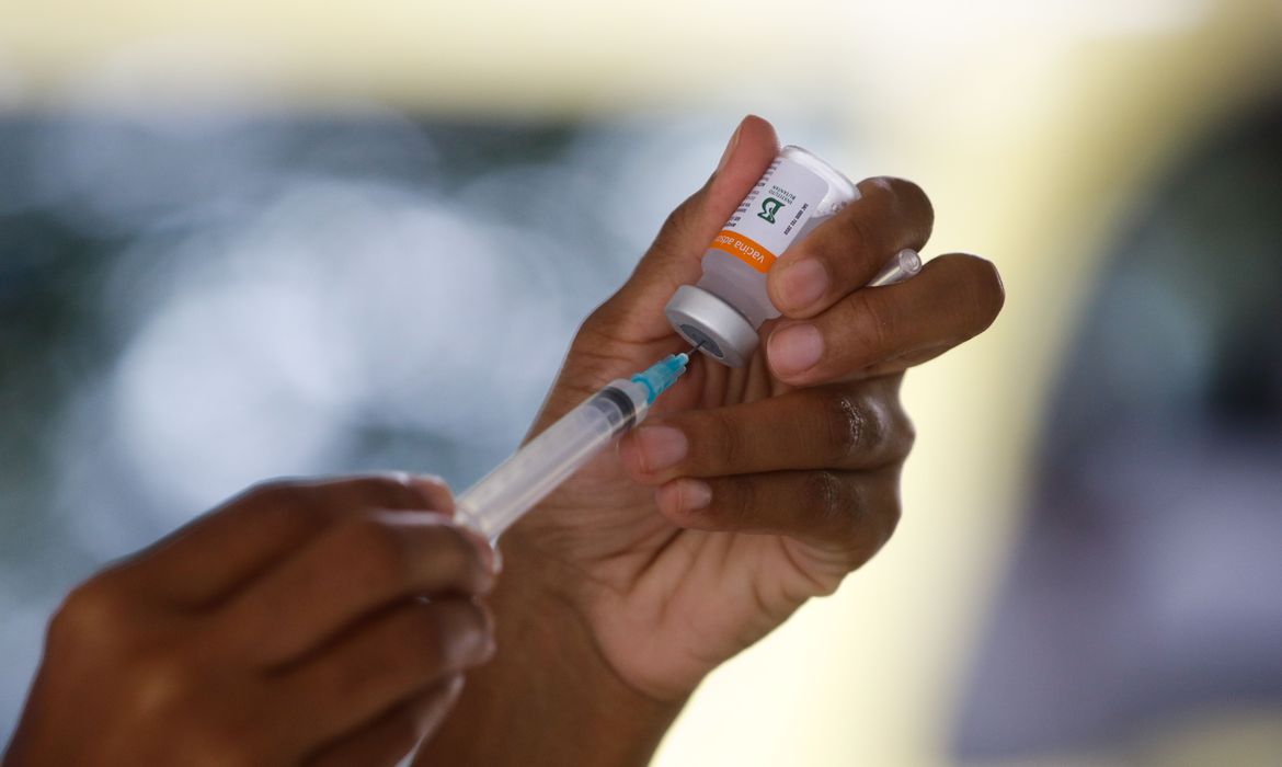 Covid-19: Butantan entrega mais 1 milhão de doses de vacina ao PNI
