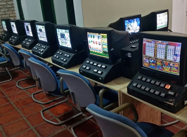 Polícia fecha casa de jogos de azar em Natal e apreende 22 máquinas