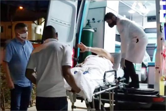 Vídeo mostra ministro Rogério Marinho sendo transferido de ambulância