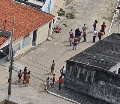 Assaltante é morto ao tentar roubar carro de PM em Natal