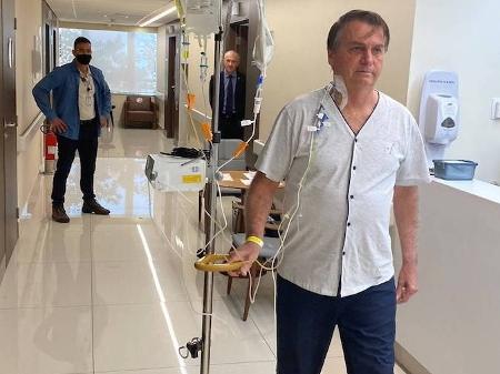 Bolsonaro receberá alta neste domingo, diz médico
