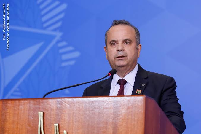 Ministro Rogério Marinho divulga vídeo agradecendo mensagens e orações após ser internado