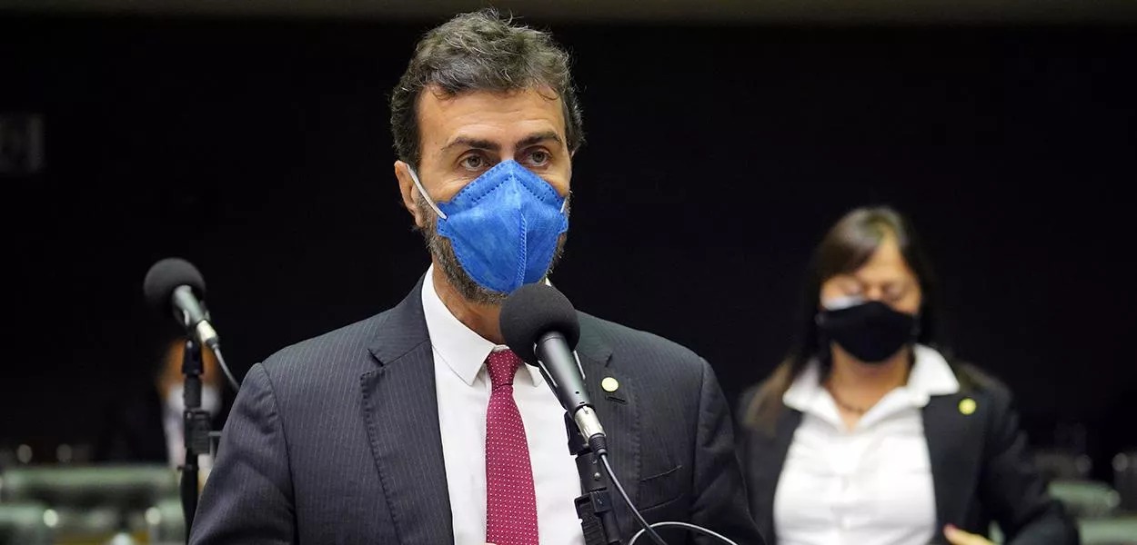 Deputado esquerdista culpa Bolsonaro até por desastres ambientais na Europa e nos EUA