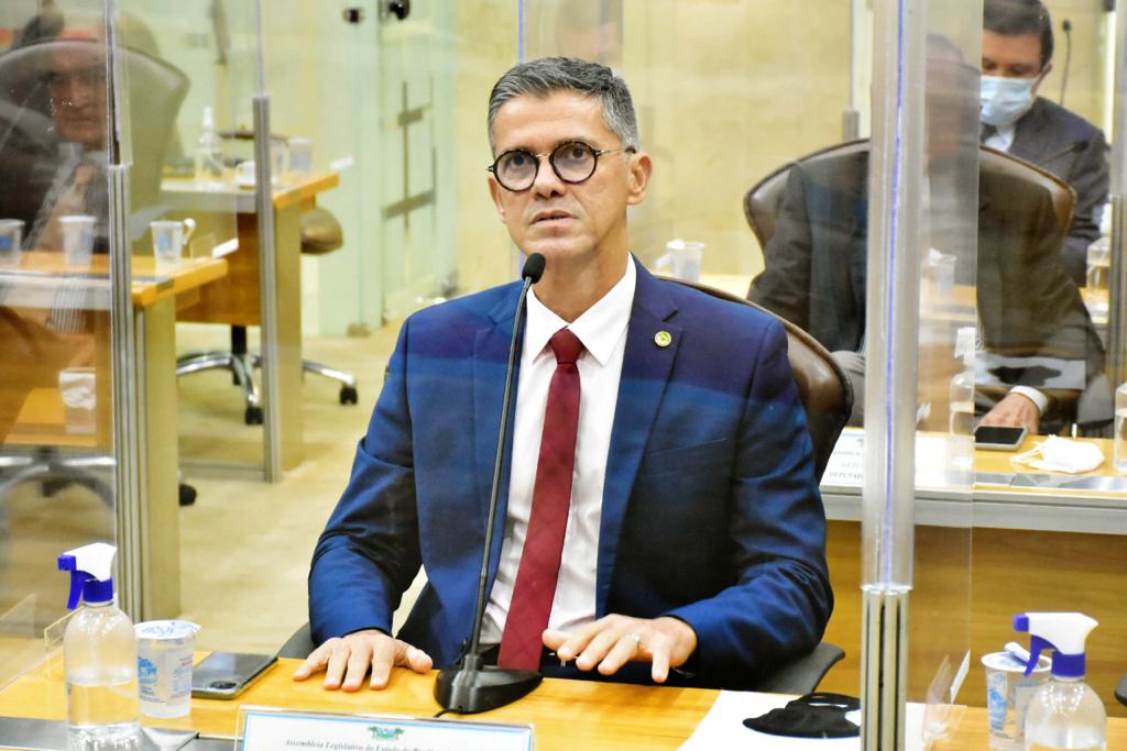 “Hoje acaba o jogo de polícia e ladrão”, afirma deputado com instalação da CPI da Covid no RN