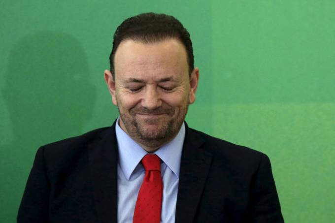 Empresária que deu calote levanta suspeitas contra ex-ministros do PT