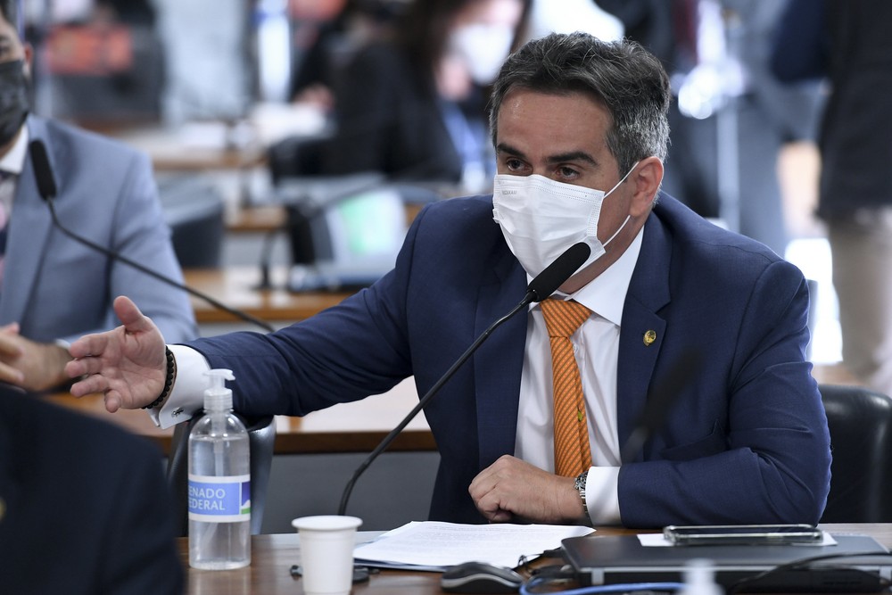 Bolsonaro nomeia Ciro Nogueira para a Casa Civil; veja o que muda nos ministérios