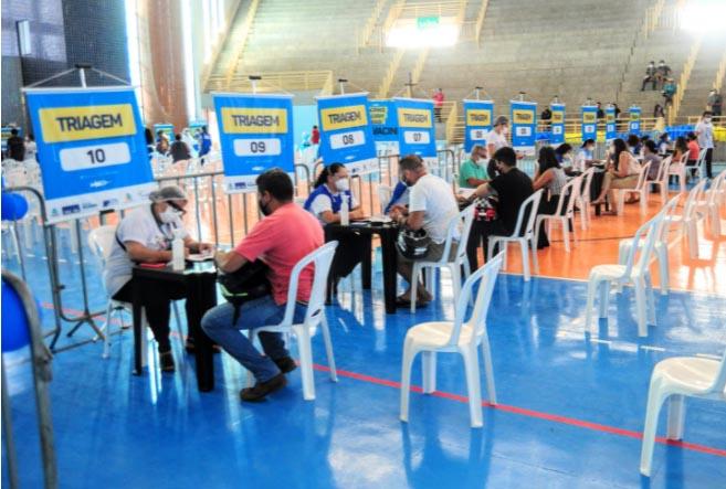 Mossoró suspende aplicação da primeira dose da vacina contra a covid