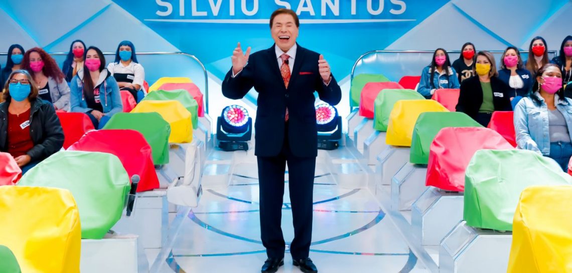 ‘O Faustão está na rua da amargura’, diz Silvio Santos sobre ida do colega para a Band