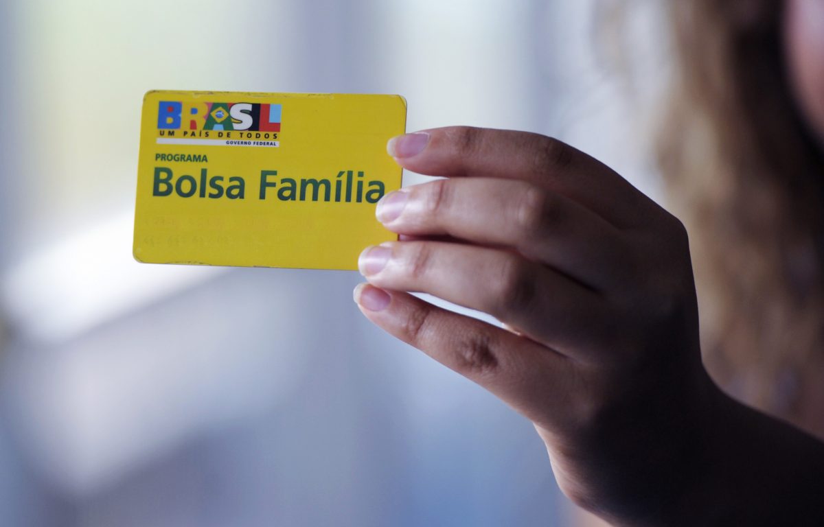Governo entrega ao Congresso PEC do novo Bolsa Família