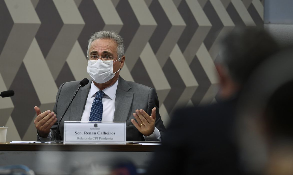 Renan Calheiros recua e diz que quebra de sigilo da Jovem Pan é “um equívoco”