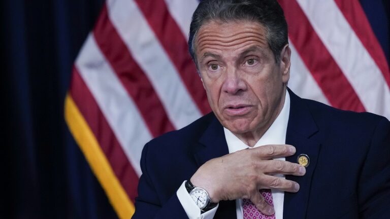 Governador de NY ‘assediou sexualmente várias mulheres’, diz procuradora-geral
