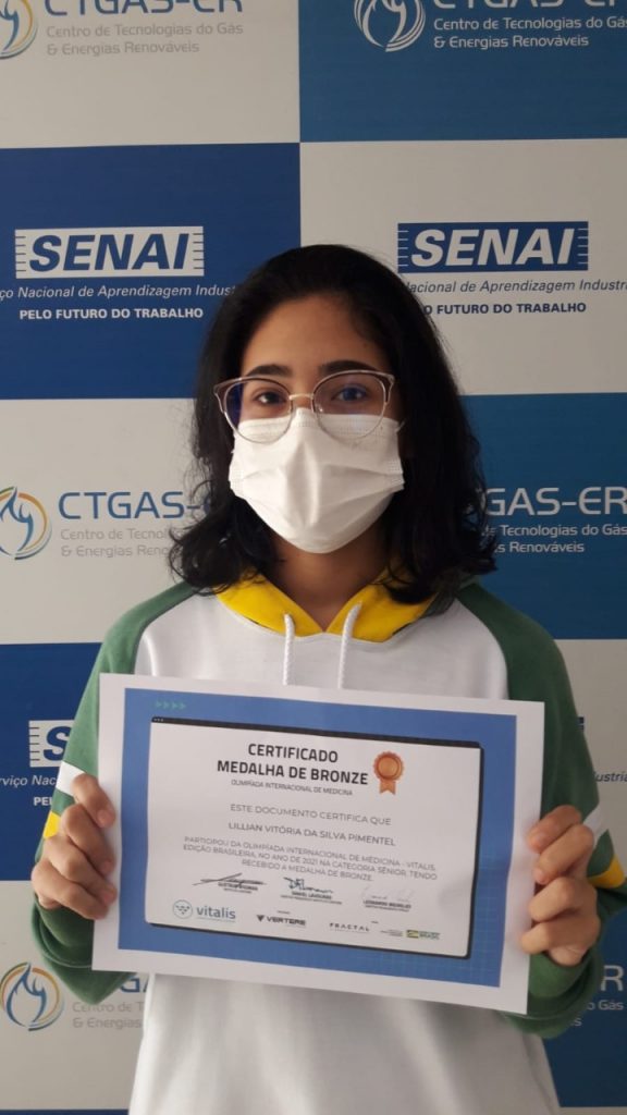 Aluna da SESI Escola é medalhista da Olimpíada Internacional de Medicina