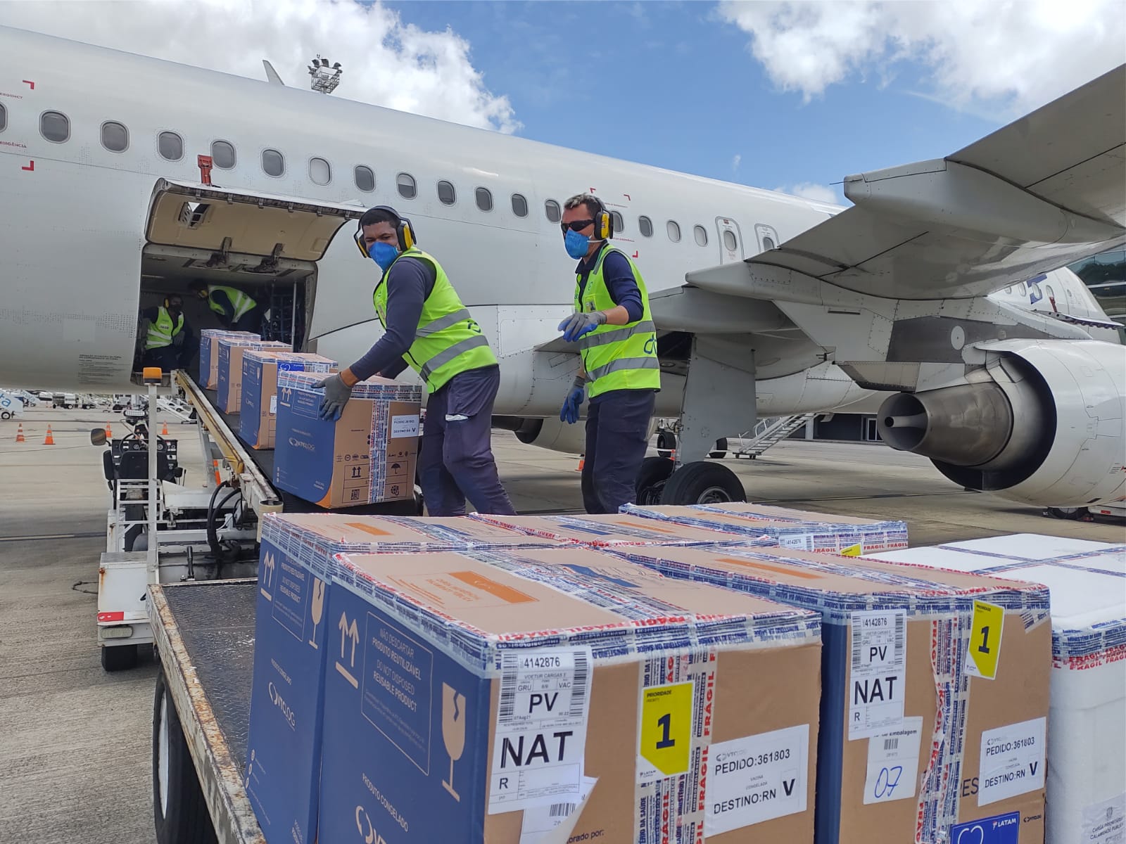 Covid-19: RN recebe novos lotes de vacina e distribui para os municípios neste sábado