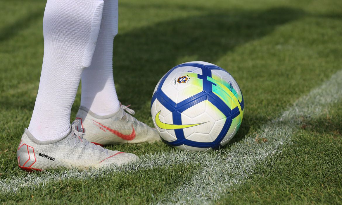 Fla x Inter, clássico em SP, Flu e chance de novo líder; confira jogos de hoje, onde assistir e horário