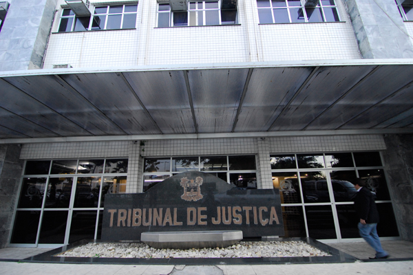 Quase 10 anos depois, Justiça condena dois homens por roubo à agência bancária em Natal