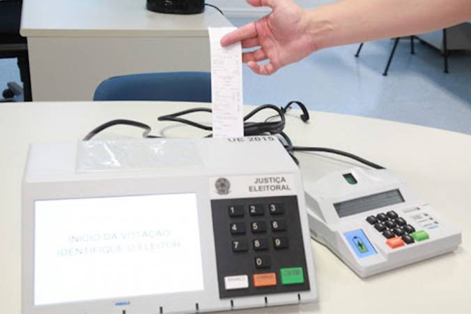 Bolsonaro responde a Lira se aceitará resultado do voto impresso; confira