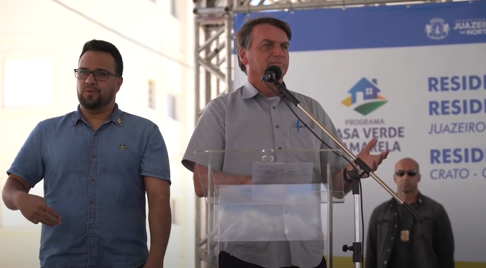 “Trabalho excepcional para trazer água para o Nordeste”, diz Bolsonaro sobre Rogério Marinho; assista
