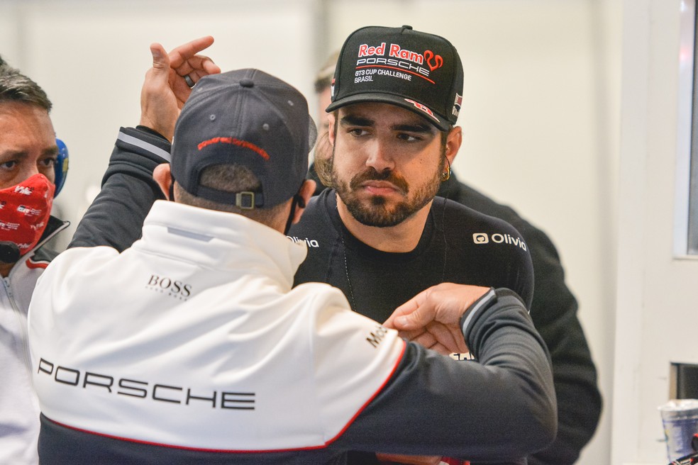 Famoso ator sobe ao pódio pela 4ª vez consecutiva na Porsche Cup