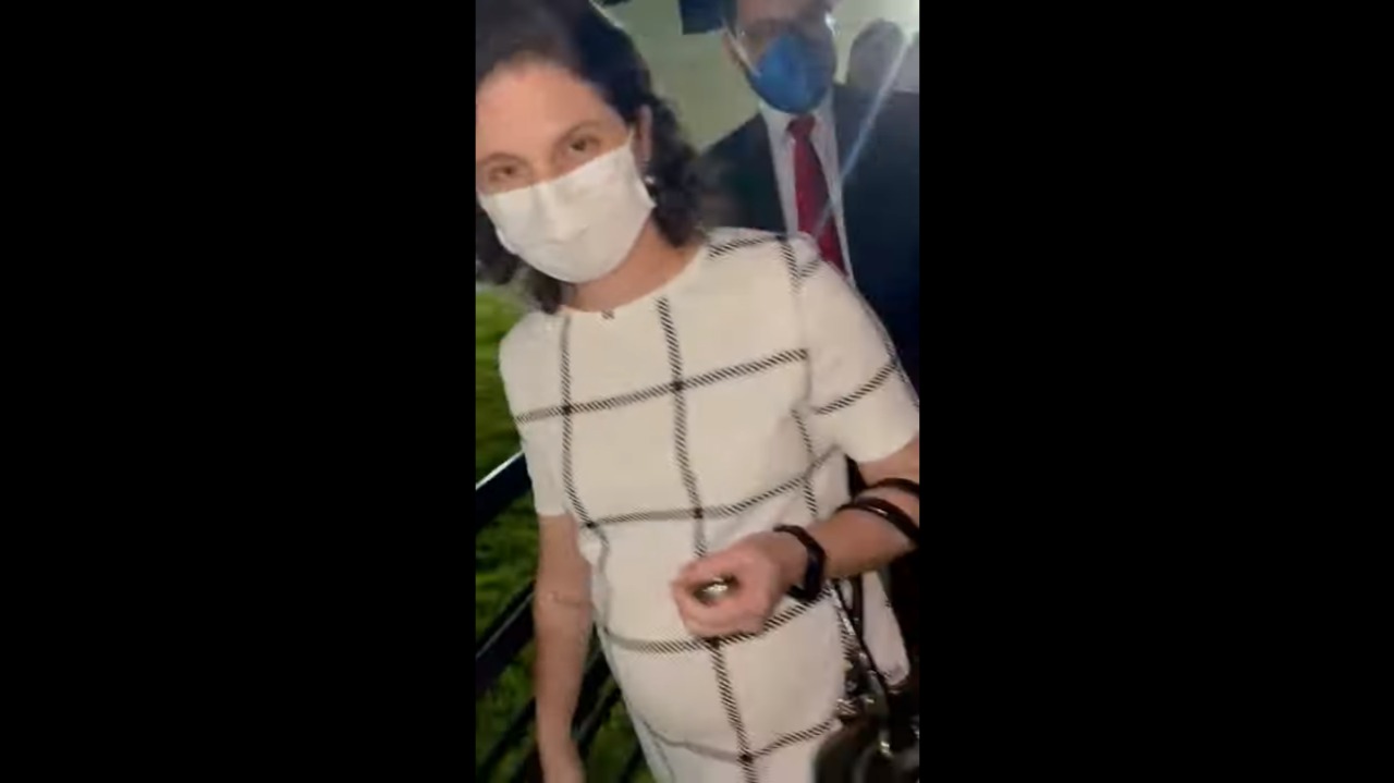 Vídeo mostra advogada dando voz de prisão a delegada no RN; assista