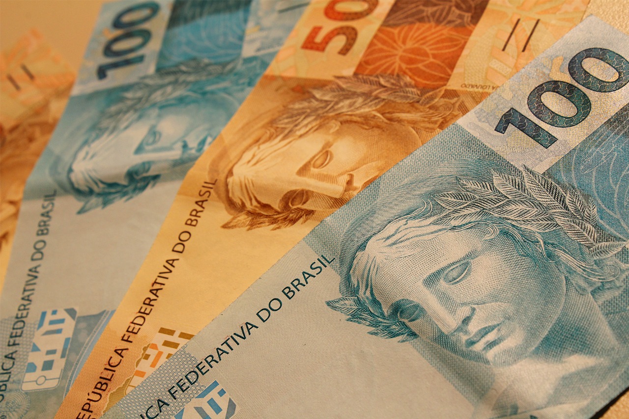 IR 2021: Receita paga 4º lote de restituição nesta terça-feira