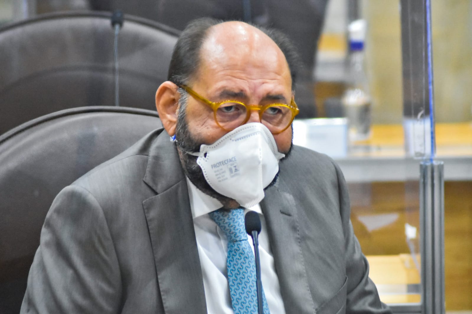 Deputado alerta para "ação desastrosa" do governo Fátima na saúde