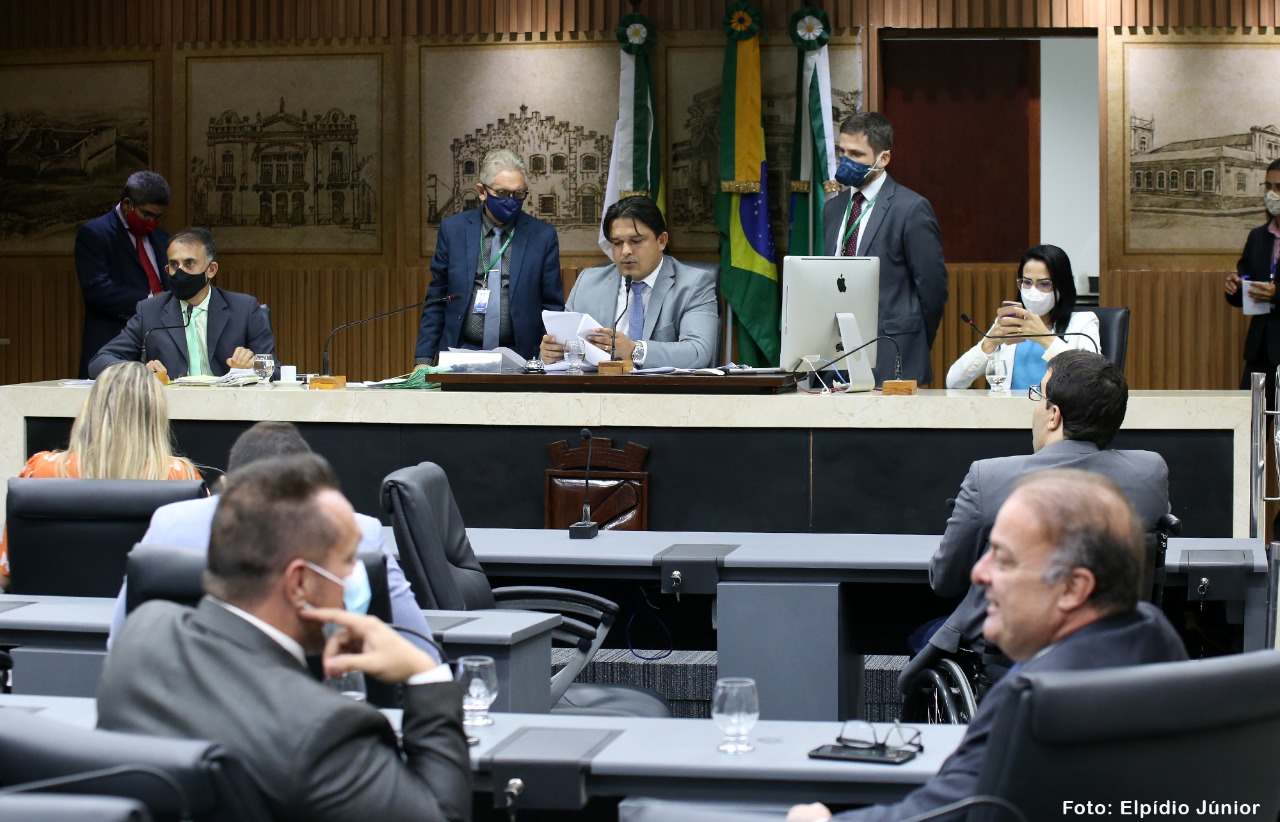 Servidores de Natal com filho ou cônjuge com deficiência continuarão em jornada reduzida