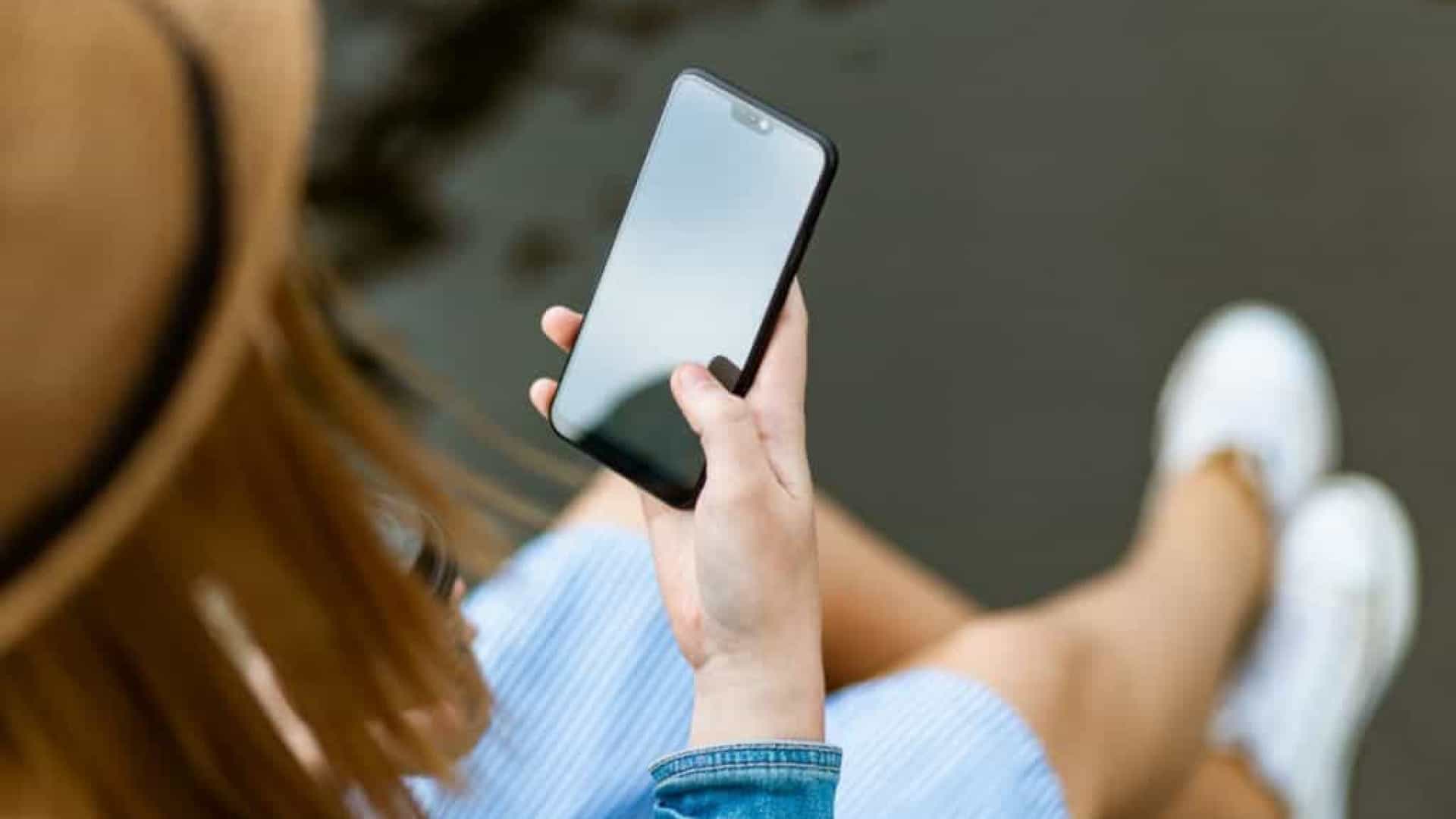'Status da vacina' é novo divisor de águas em aplicativos de paquera