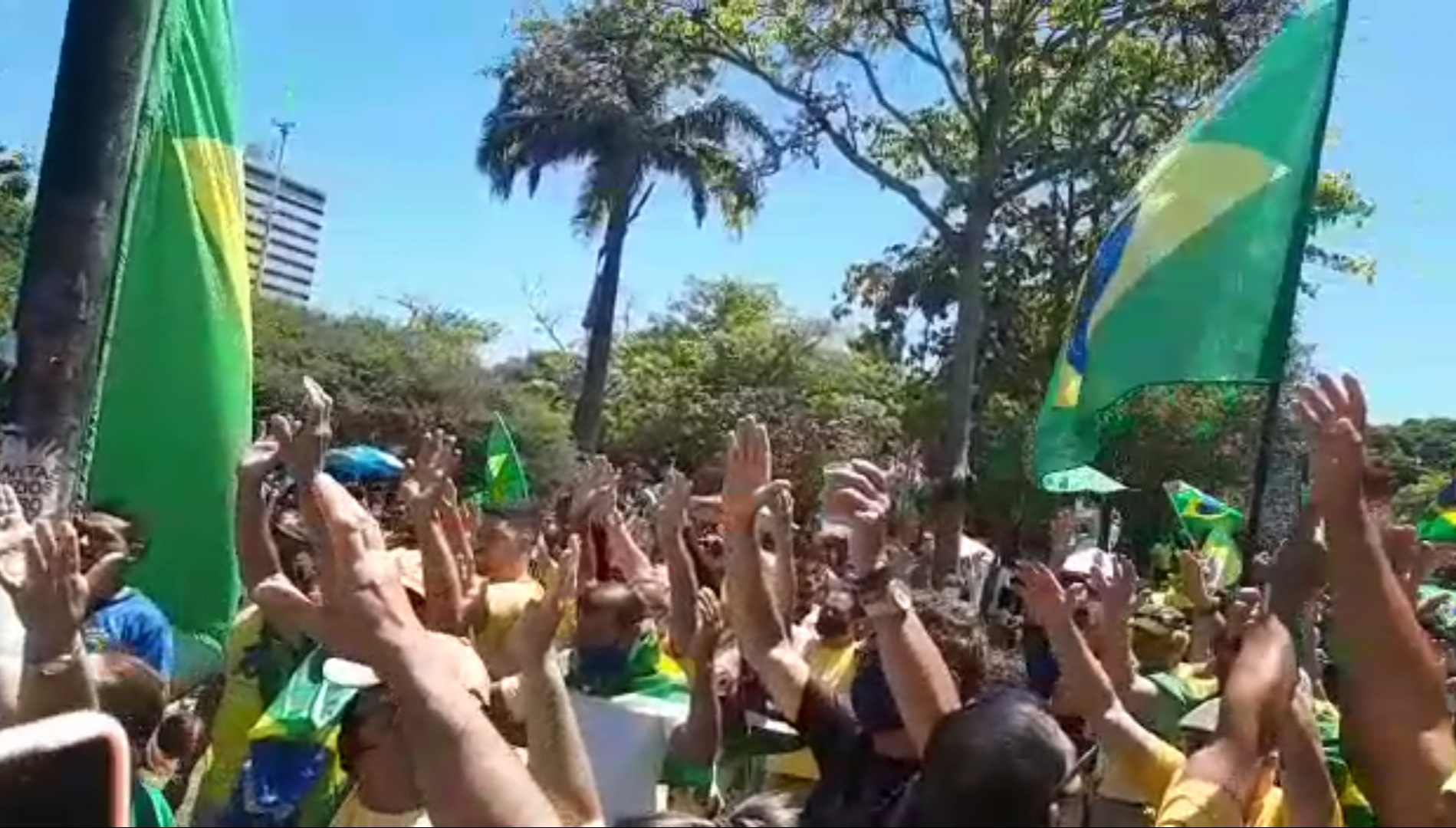VÍDEO: Multidão lota Praça Cívica em Natal para ato pró-Bolsonaro; assista