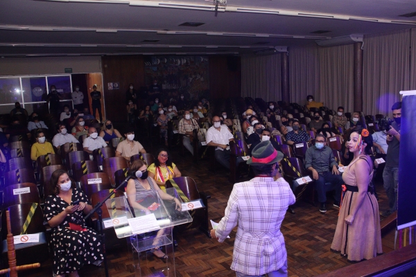 Mostra Sesc de Arte e Cultura 2021 é aberta e completa 15 anos