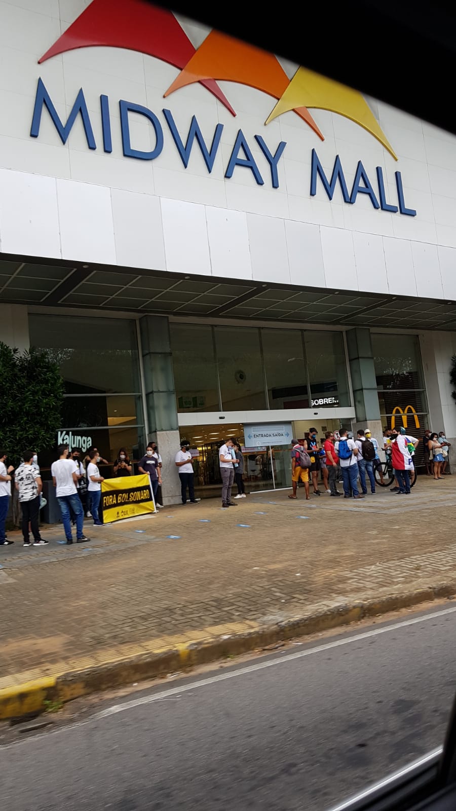Manifestação contra Bolsonaro em Natal reúne pouquíssimas pessoas