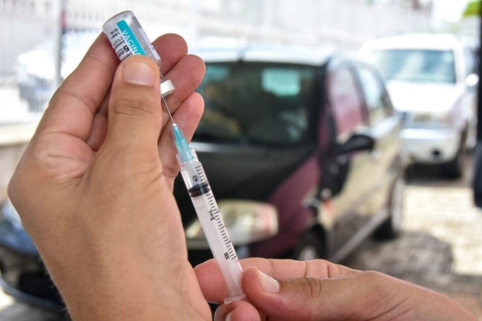 Natal suspende vacinação de adolescentes sem comorbidades