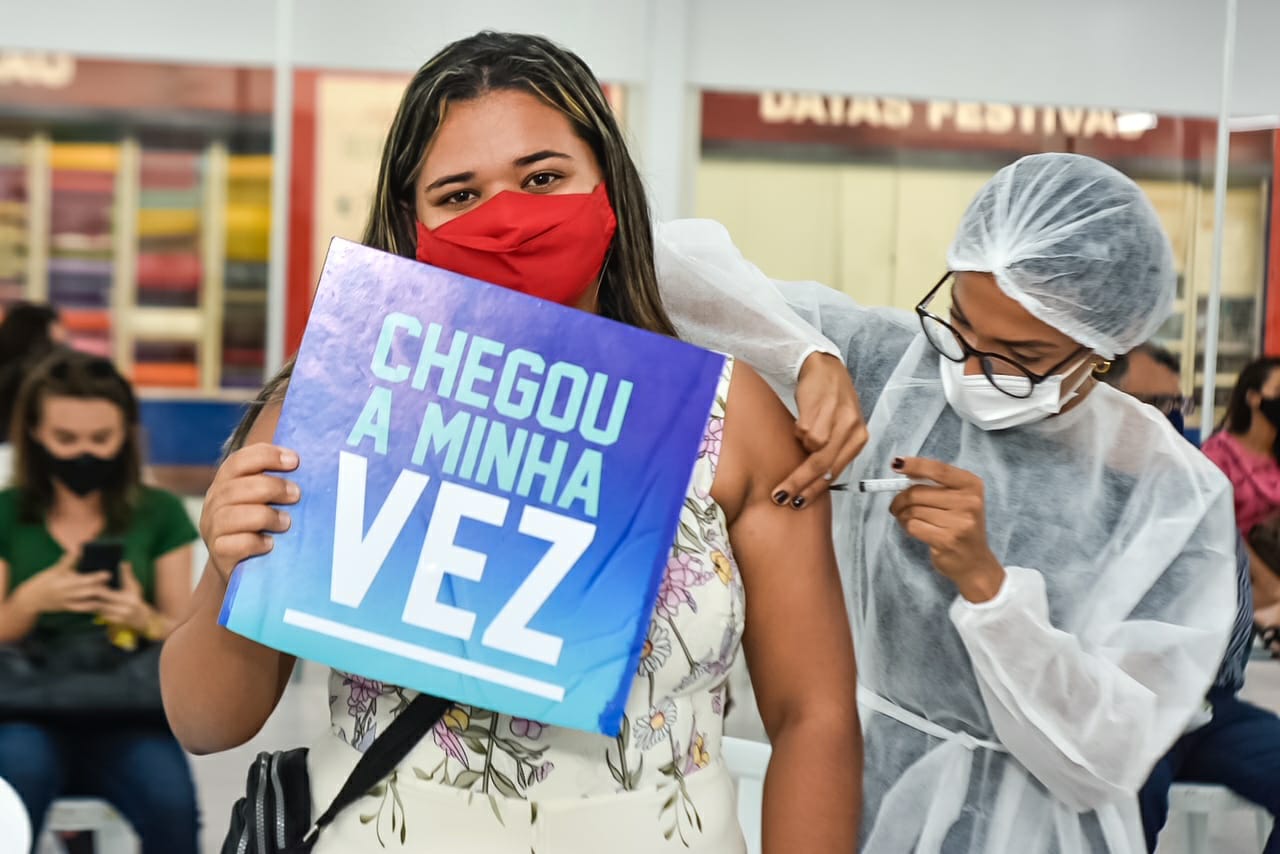 Natal imuniza 50% da sua população adulta
