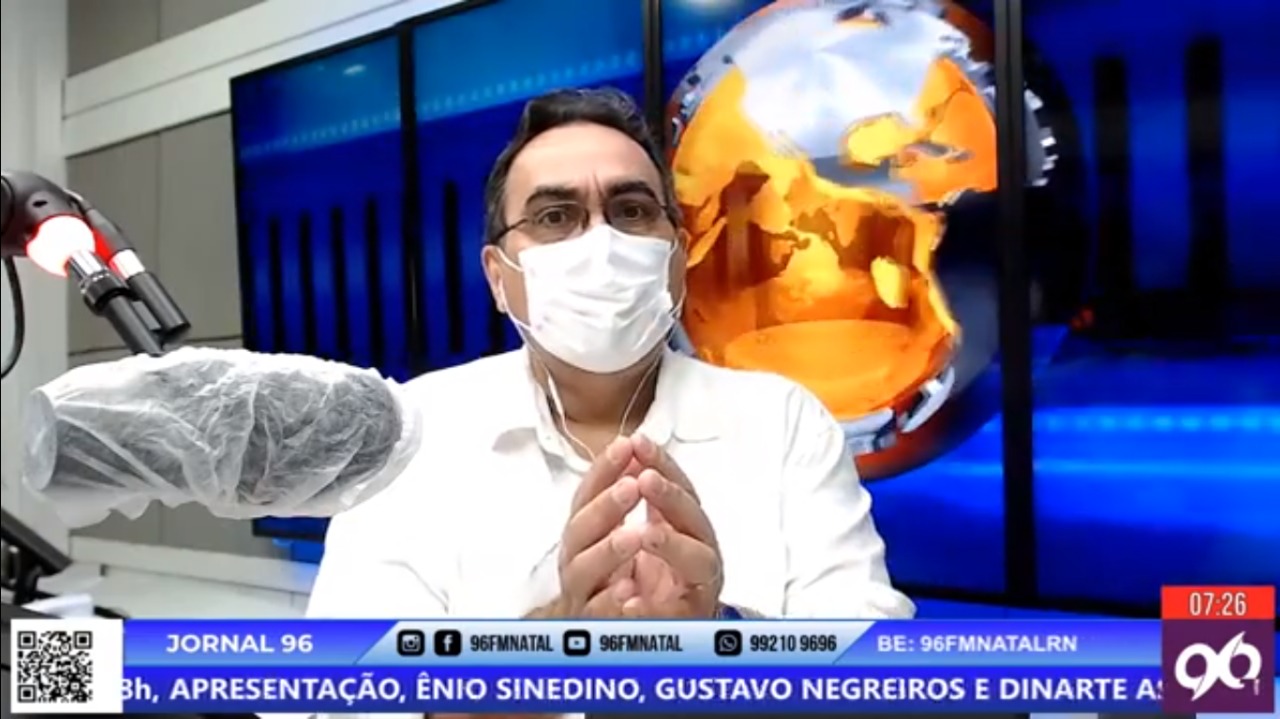 Emoção: Diógenes Dantas pega colegas de surpresa e anuncia saída da 96 FM; ASSISTA