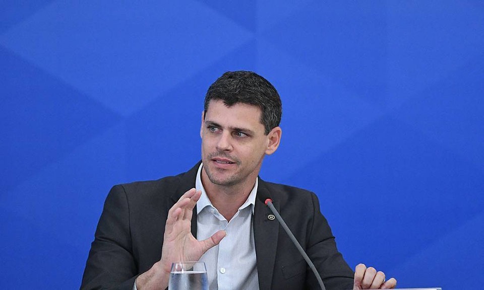 Secretário do Tesouro confirma valor do Auxílio Brasil, o novo Bolsa Família