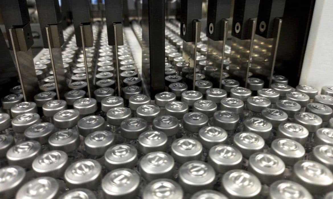 Estudo da Fiocruz avalia nível de proteção das vacinas CoronaVac, AstraZeneca e Pfizer