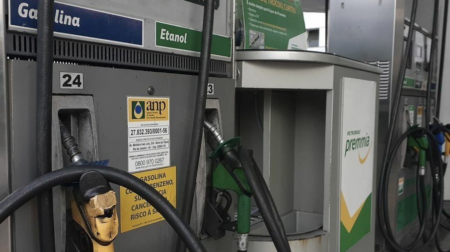 Em carta, 20 governadores dizem que não aumentaram ICMS da gasolina
