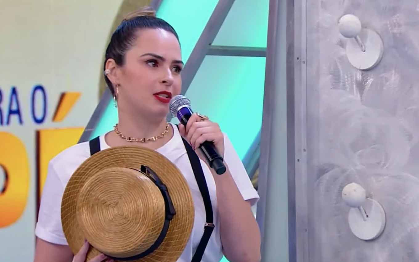 Jornalista alfineta Tiago Leifert no Programa do Raul Gil: ‘Ficou do lado de um pedófilo’