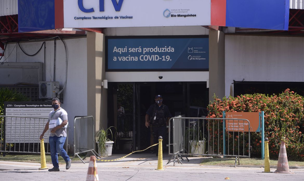 OMS escolhe instituição do Brasil para produção de vacinas contra covid-19