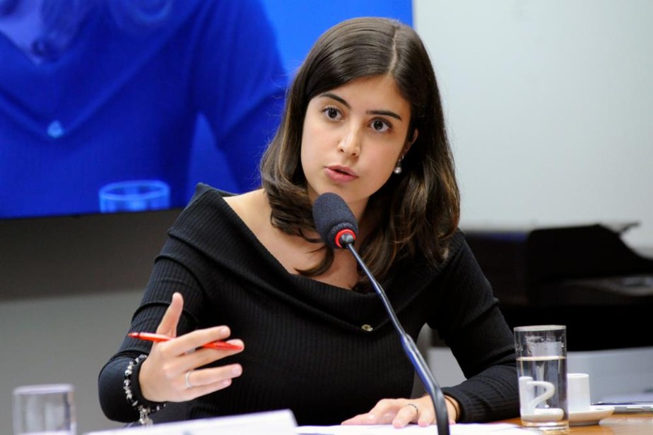 Não há discordância que justifique violência, diz deputada a José de Abreu
