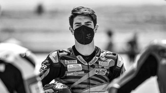 Piloto de 15 anos morre após acidente em prova da Superbike