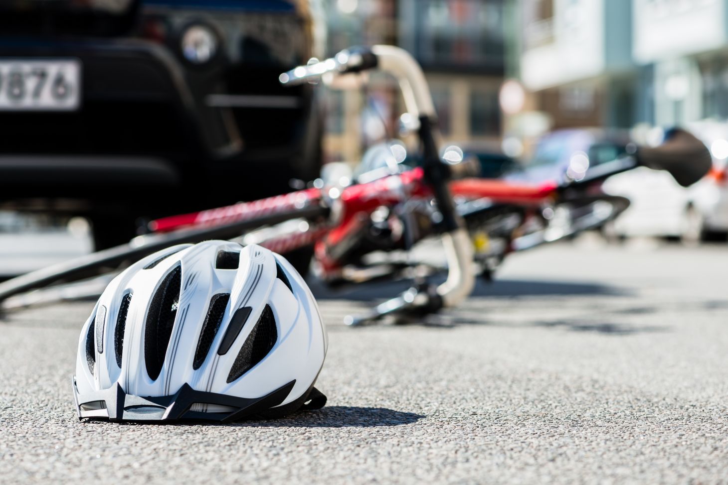 Ciclista de 26 anos morre após ser atropelado por caçamba em Natal