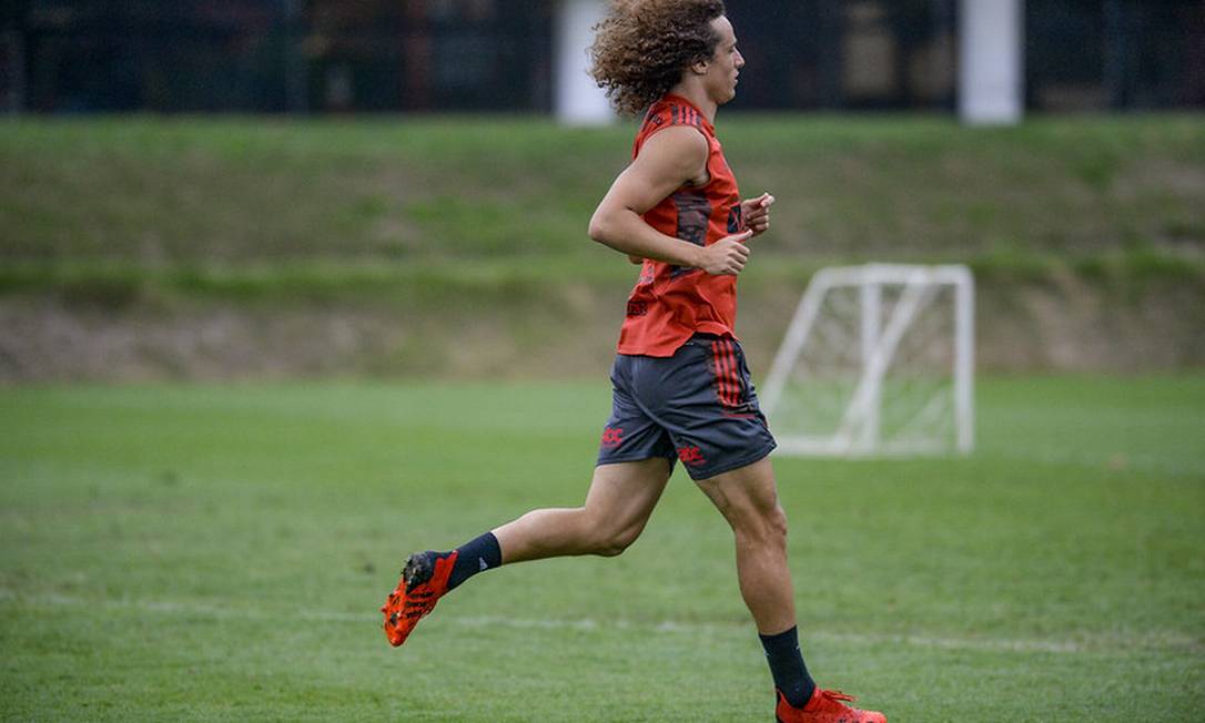 David Luiz tem lesão constatada e será baixa no Flamengo