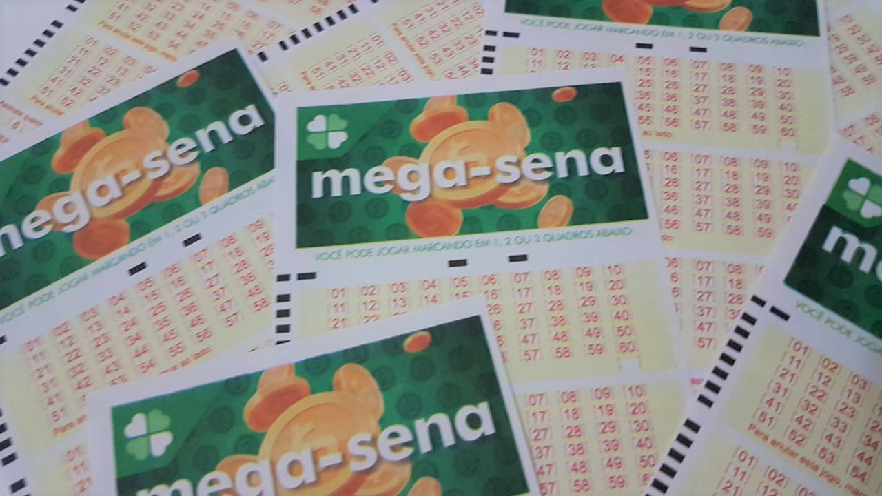 Mega-Sena acumula e vai a R$ 12,8 milhões no próximo sorteio; veja números