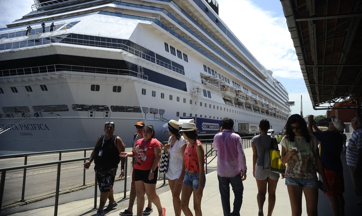 Ministério do Turismo anuncia volta de cruzeiros marítimos, sem previsão de escalas para o RN